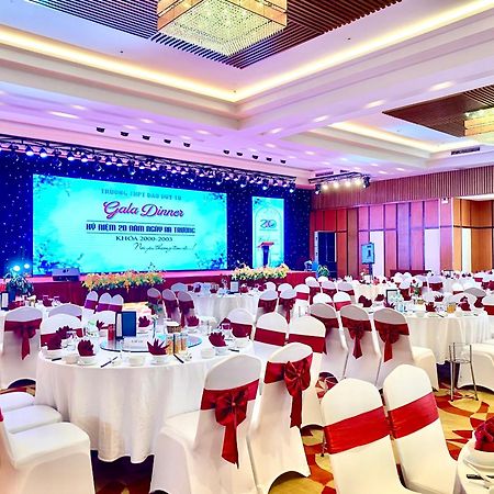 Muong Thanh Luxury Nhat Le Hotel Донг Хой Екстериор снимка