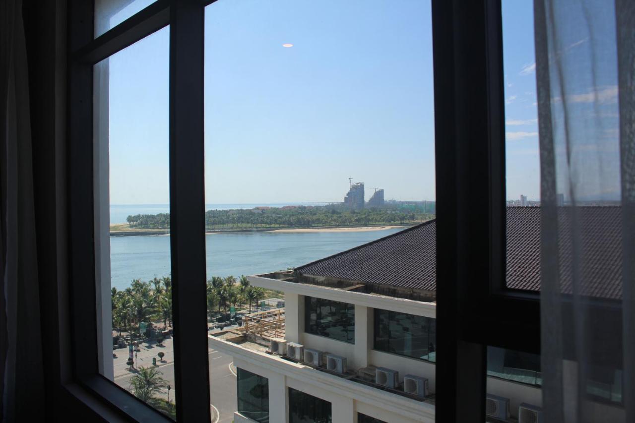 Muong Thanh Luxury Nhat Le Hotel Донг Хой Екстериор снимка