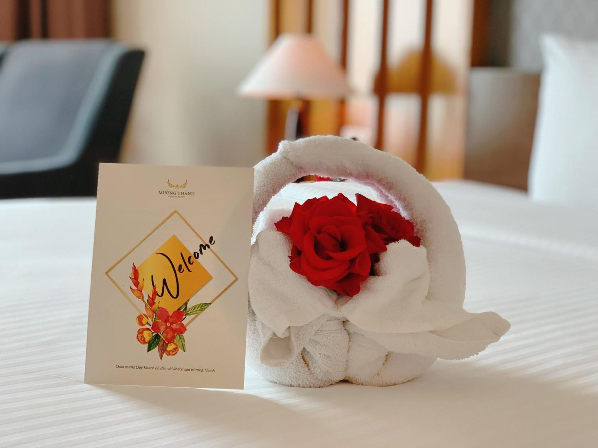 Muong Thanh Luxury Nhat Le Hotel Донг Хой Екстериор снимка